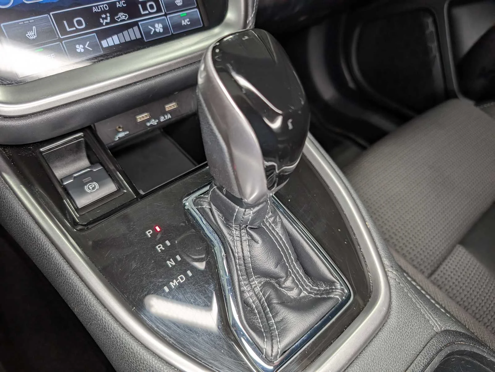 Used 2021 Magnetite Gray Metallic Subaru Premium image 27