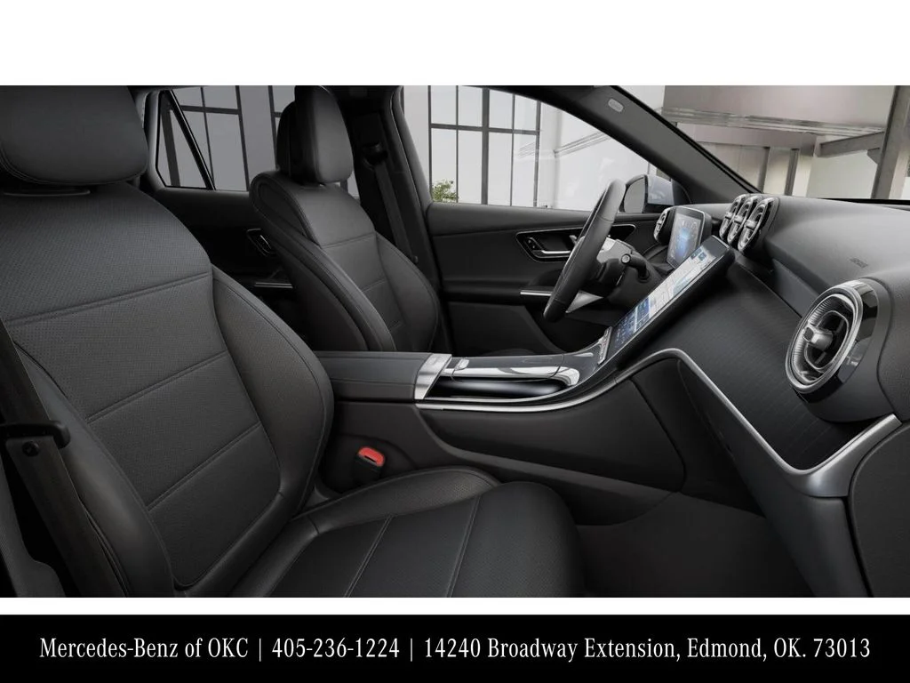 Used 2026 White Mercedes-Benz GLC 300 image 4