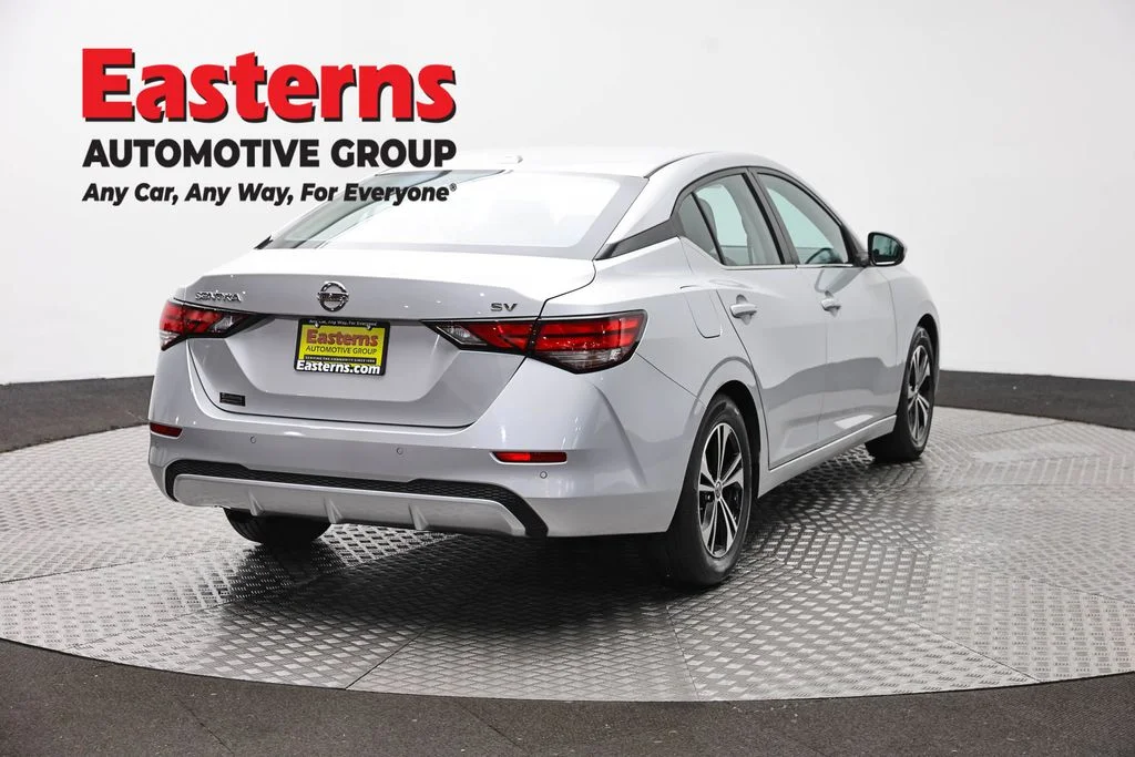 Used 2022 Silver Nissan SV image 5