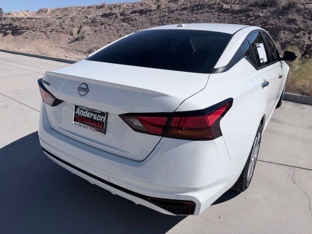 2025 Nissan Altima S - Photo 8