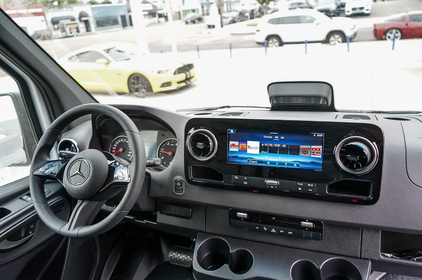 New 2026 Arctic+White Mercedes-Benz  image 13