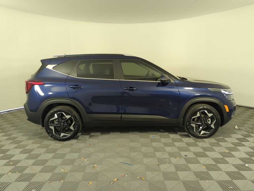 New 2026 Dark Ocean Blue Kia EX image 8