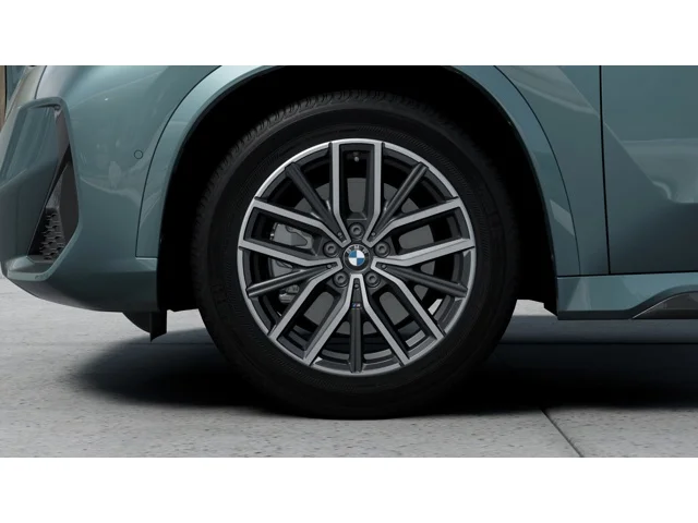 New 2026 Cape York Green Metallic BMW  image 7