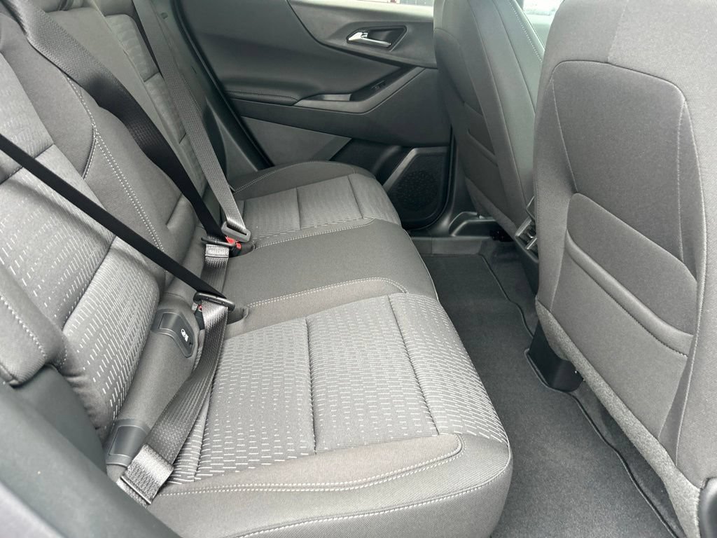 2027 Chevrolet Equinox LT - Photo 21