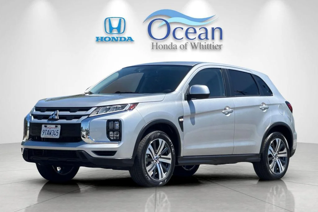 Used 2025 Alloy Silver Metallic Mitsubishi 2.0 ES image 8