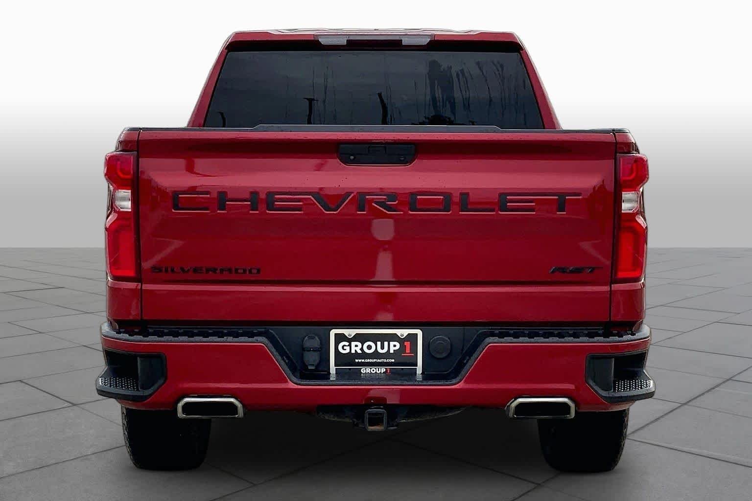 Used 2021 CHERRY RED TINTCOAT Chevrolet RST image 5