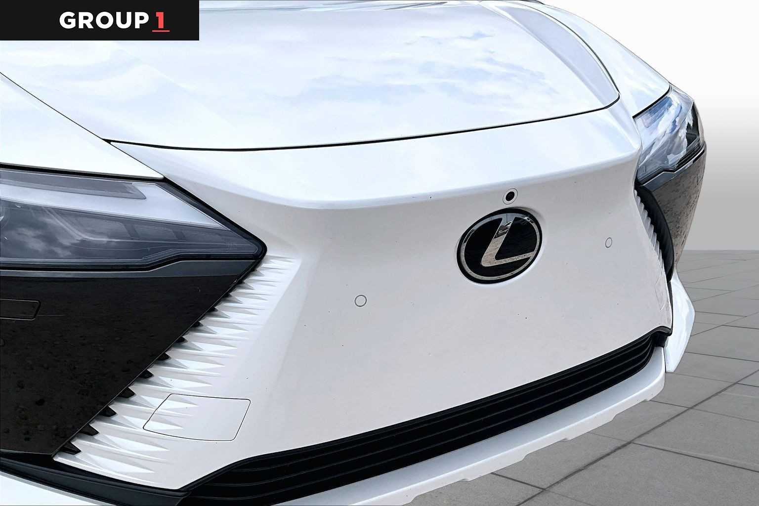 Certified Used 2023 Eminent White Pearl Lexus Luxury image 26