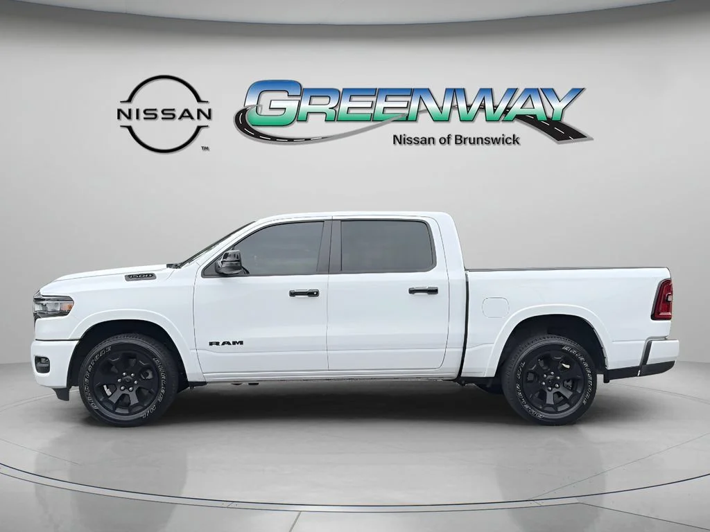 Used 2025 White Ram Big Horn/Lone Star image 4