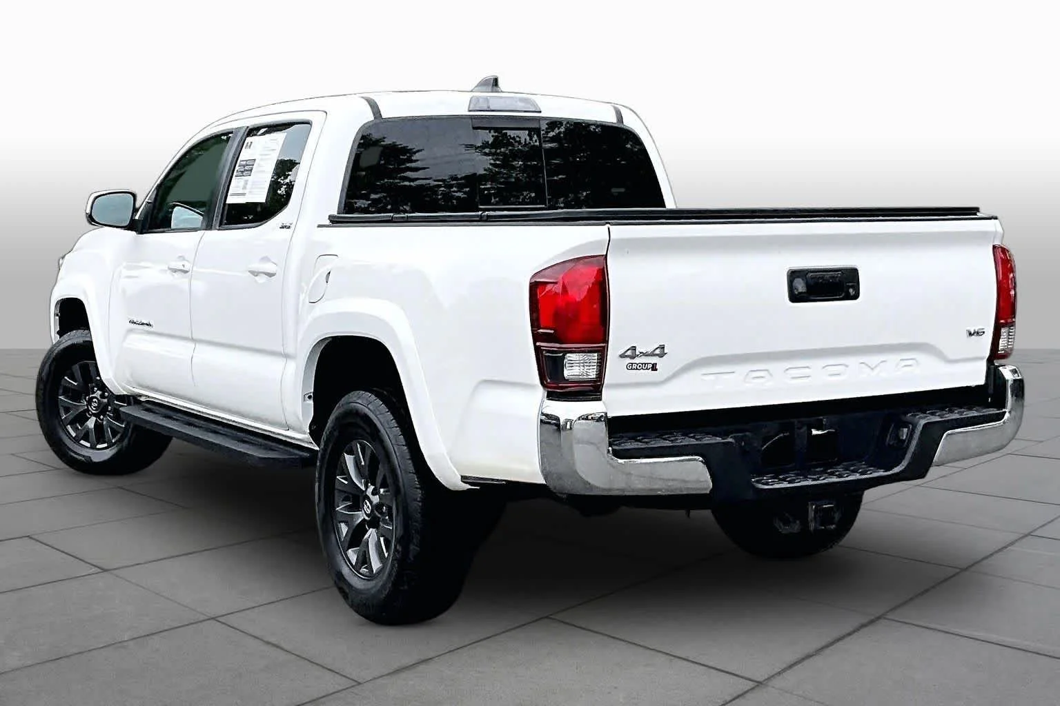 Certified Used 2023 Ice Cap Toyota SR5 image 12