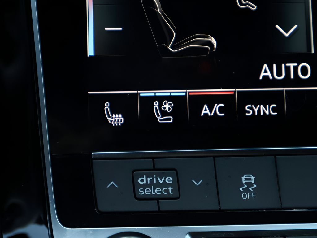 Used 2020 Orca Black Metallic Audi 55 Premium Plus image 29