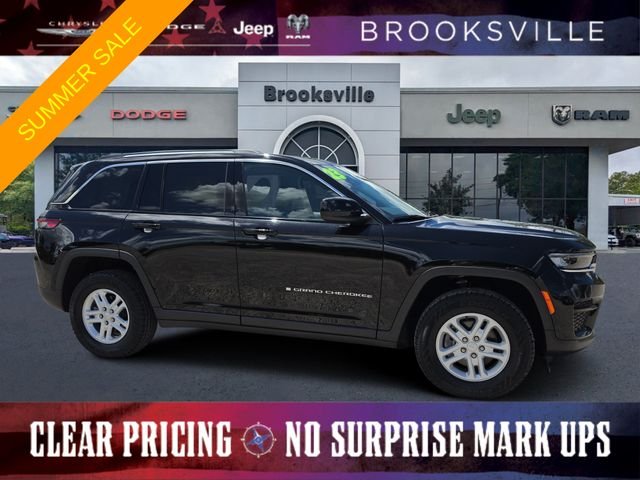 2023 Jeep Grand Cherokee Laredo