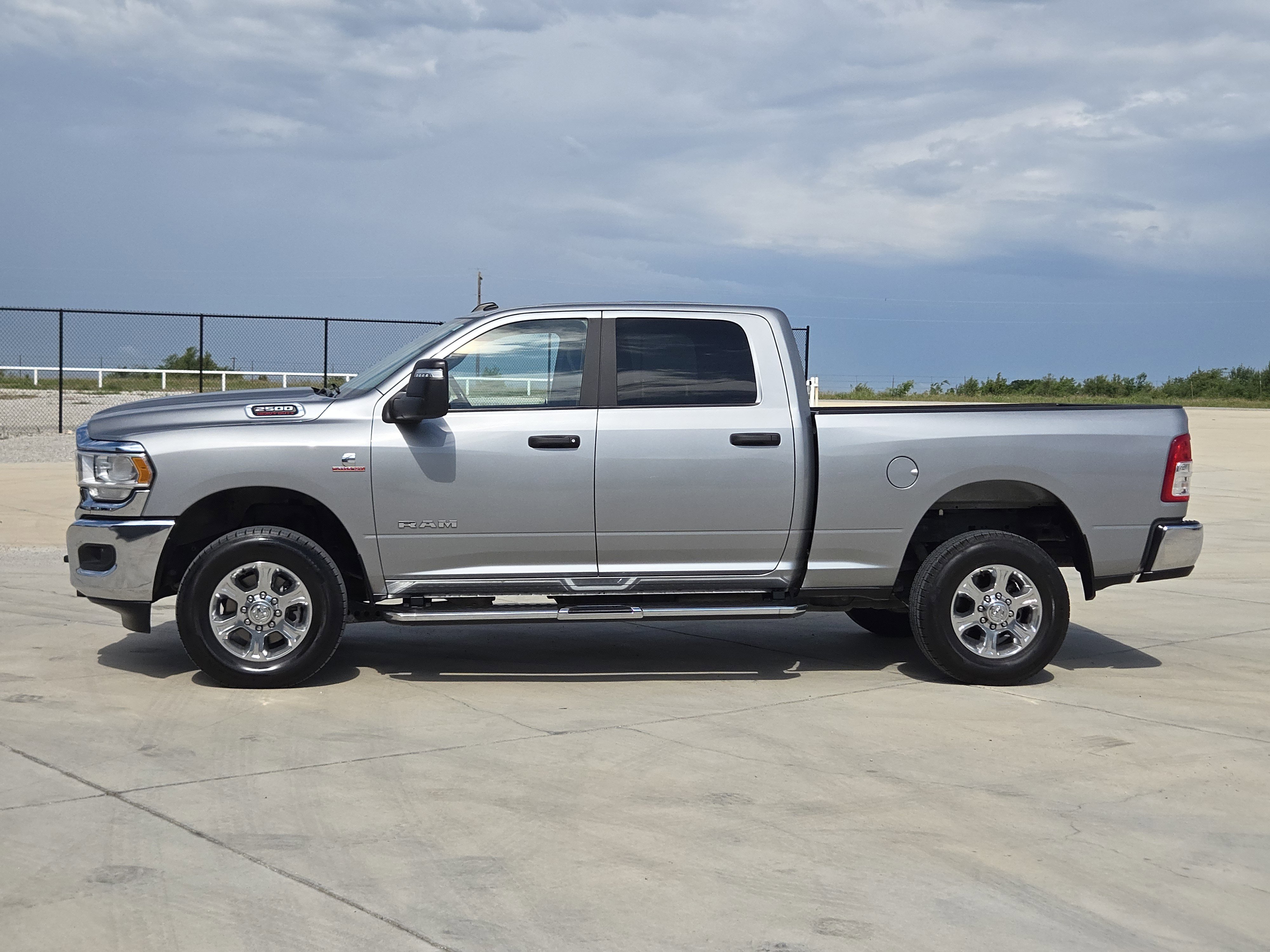 Certified Used 2024 Billet Silver Metallic Clearcoat Ram Big Horn image 5