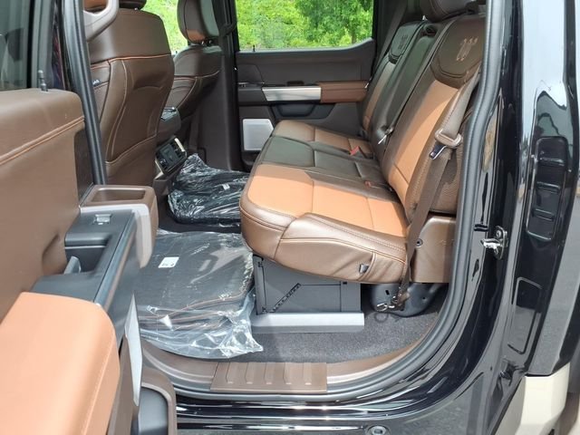 New 2026 Agate Black Metallic Ford King Ranch image 19
