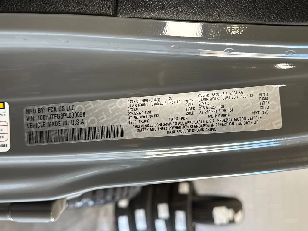 Used 2023 Gray Jeep Overland image 27