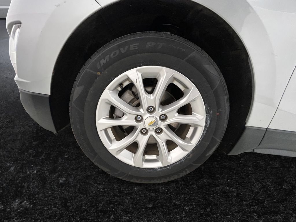 Used 2019 Silver Chevrolet LT image 27