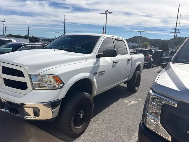 Used 2017 White Ram SLT image 2