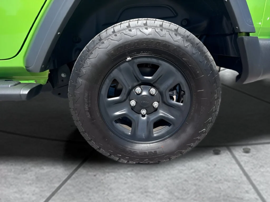 Used 2025 Green Jeep Sport image 26