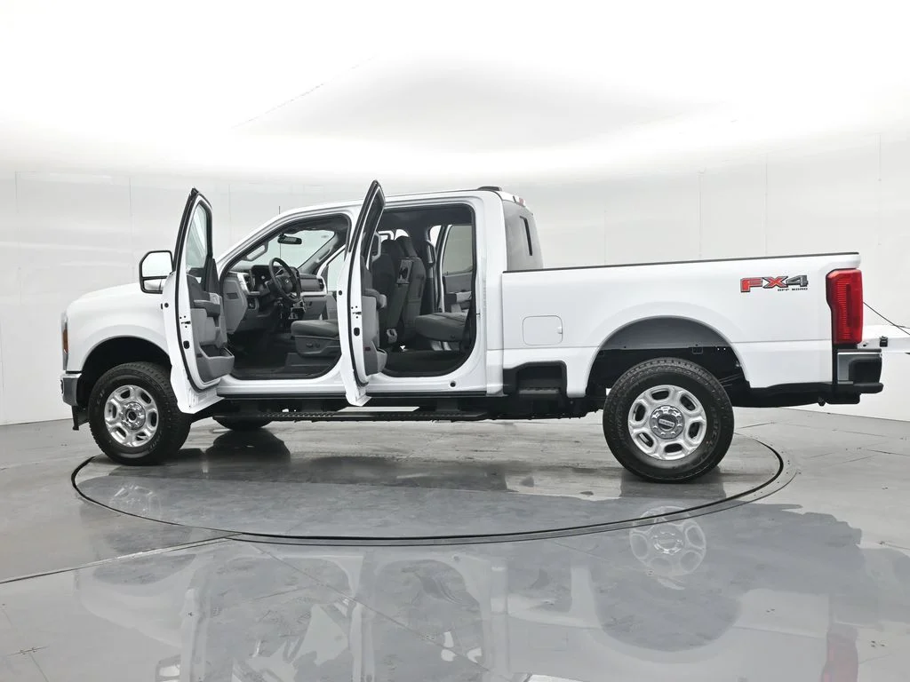 New 2026 White Ford XL image 3
