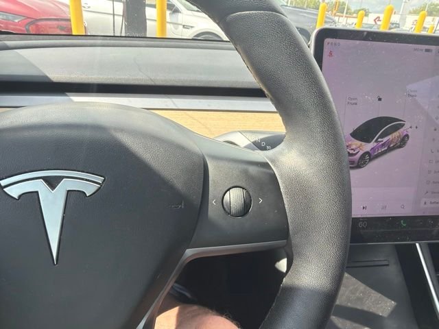 Used 2020 White Tesla Standard Range Plus image 8