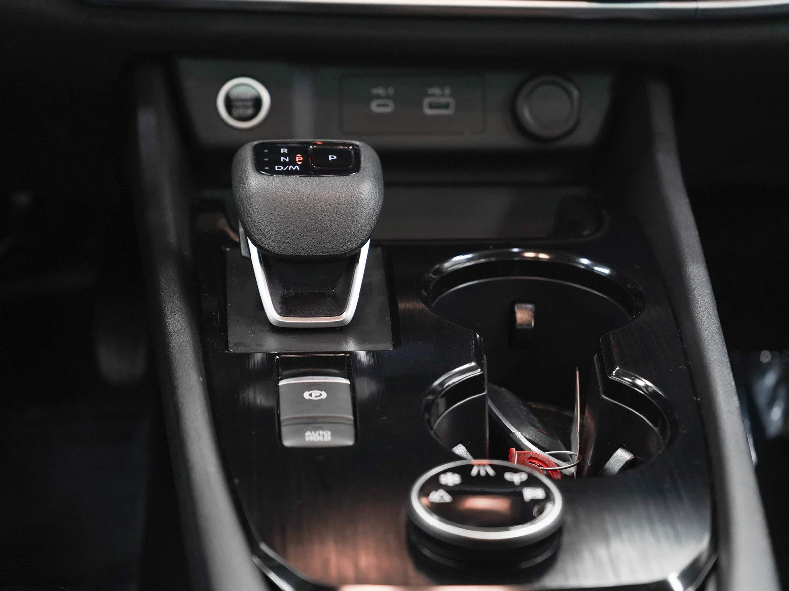 Used 2023 Super Black Nissan SV image 19