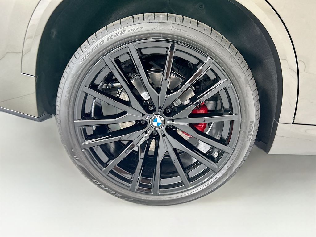 New 2026 Green Metallic BMW xDrive40i image 32