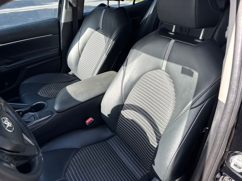 Used 2022 Black Toyota SE image 10