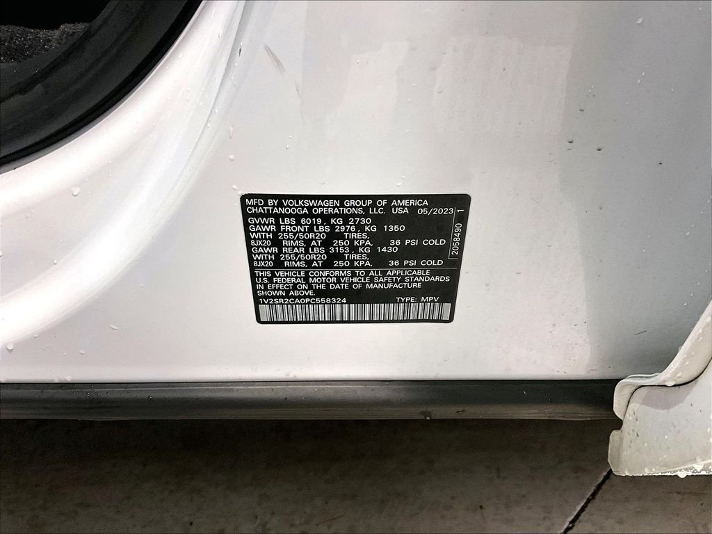 Used 2023 White Volkswagen 3.6L V6 SEL R-Line image 6