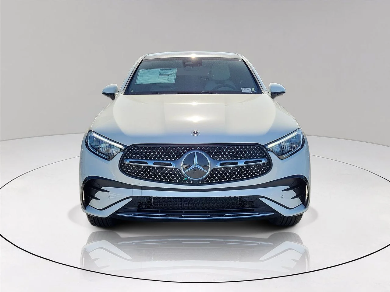 New 2027 Polar White Mercedes-Benz GLC 300 image 2