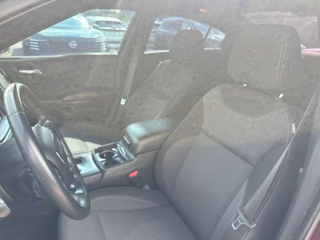 Used 2018 Red Dodge SXT image 13