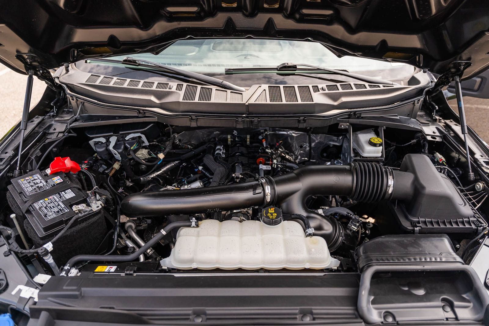 2025 Ford F-150 XLT - Photo 20
