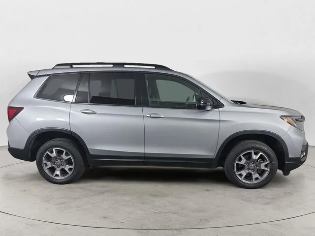 Used 2023 Silver Honda TrailSport image 6