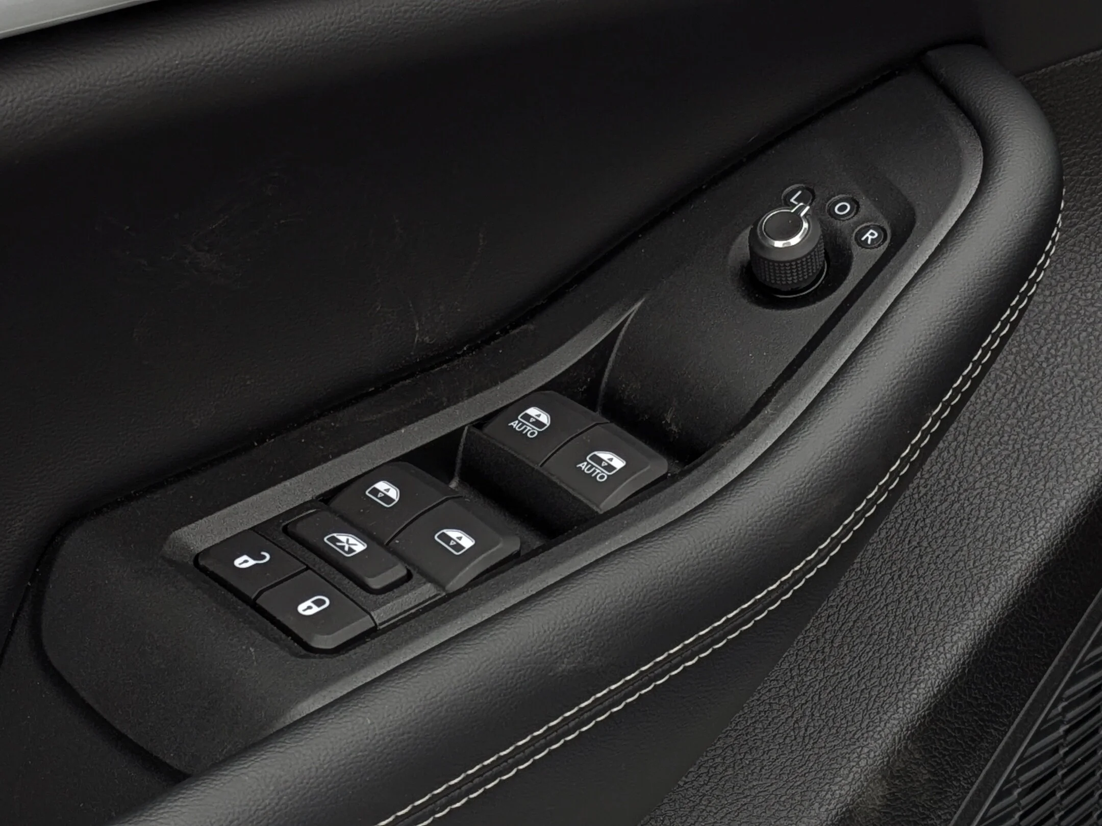 New 2026 White Jeep Altitude - - Power Sunroof - 20 Gloss Black Wheels - Capri Leatherette/Suede - Remote Start & More! image 15