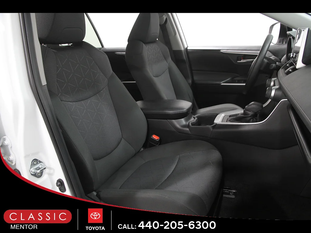 Used 2024 Ice Cap Toyota XLE image 16