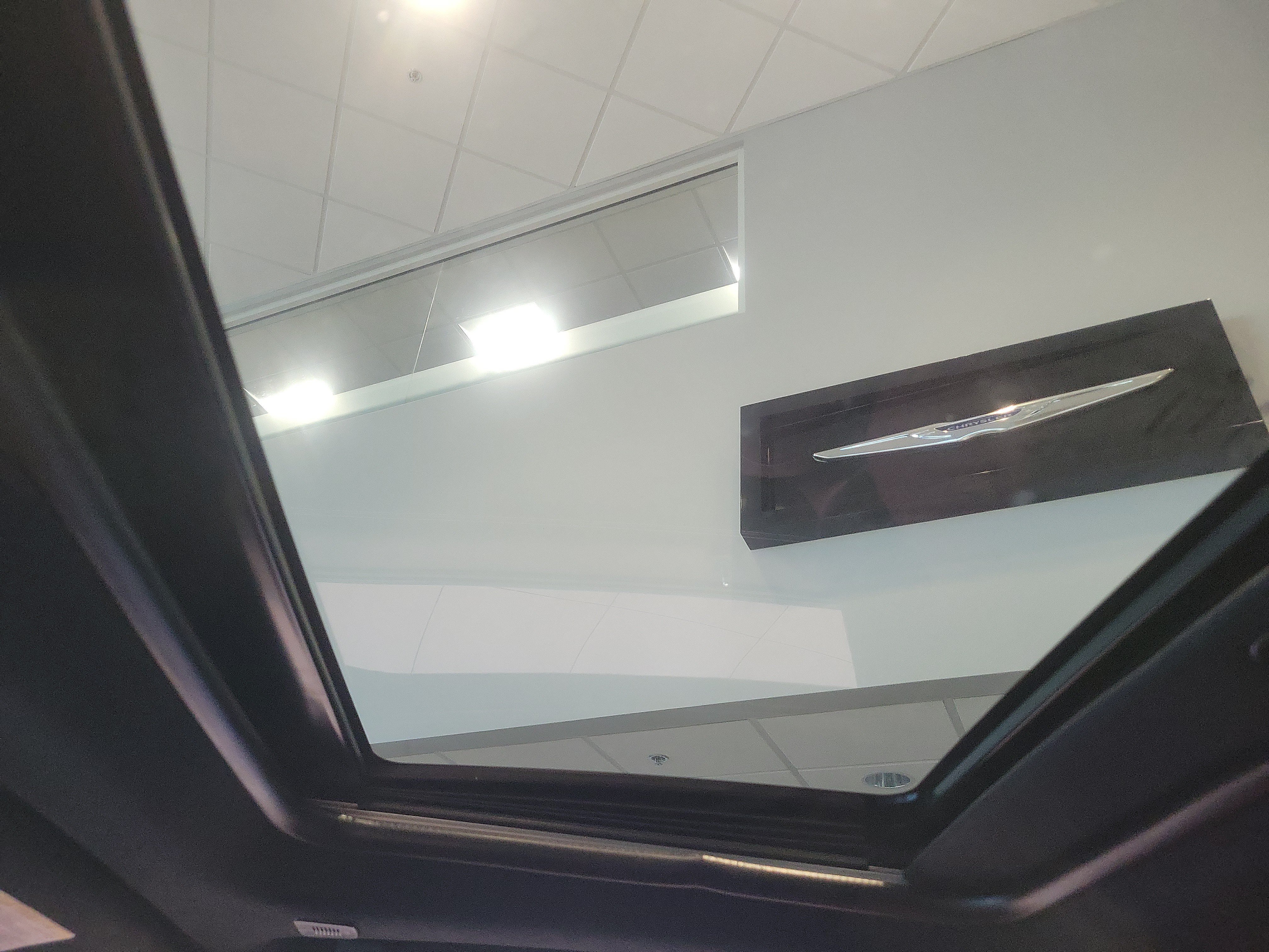 Used 2023 White Knuckle Clearcoat Dodge SRT Hellcat Jailbreak image 19