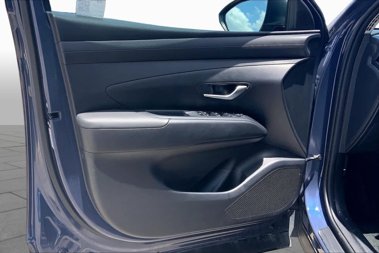 Used 2025 Atlantis Blue Hyundai SEL image 21
