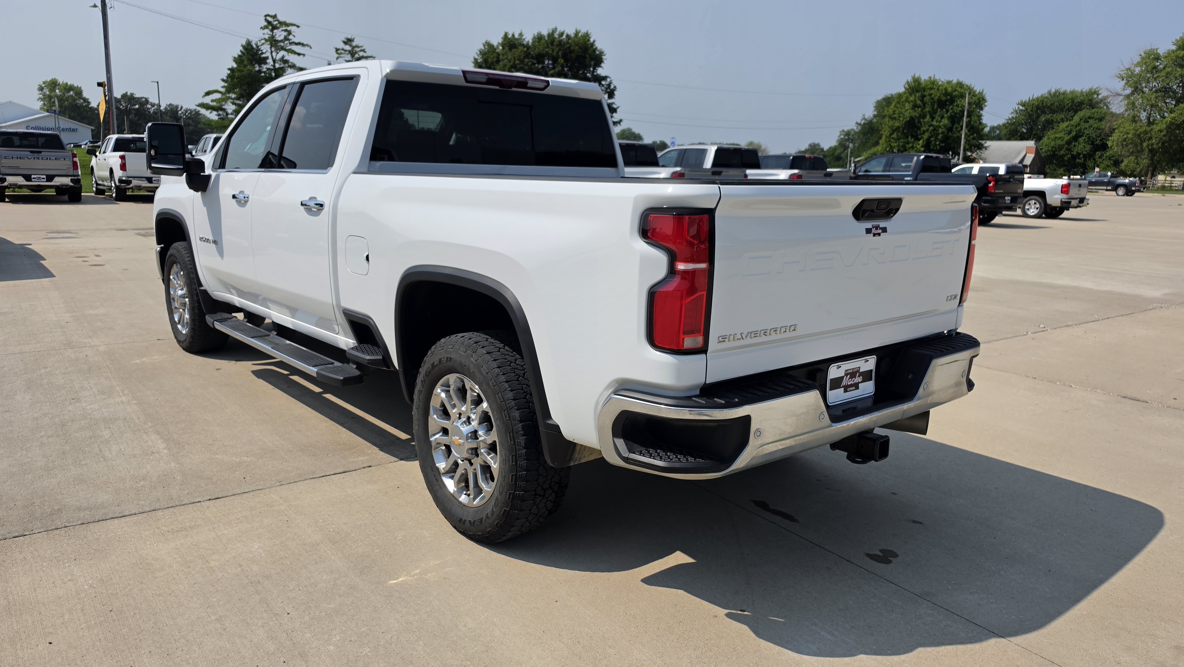 2026 Chevrolet Silverado 2500HD LTZ - Photo 8