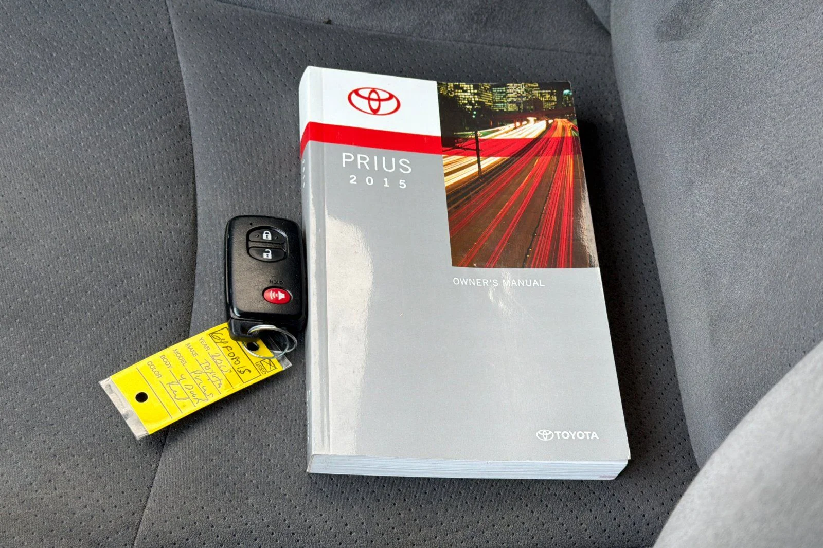 Used 2015 Red Toyota Two image 10