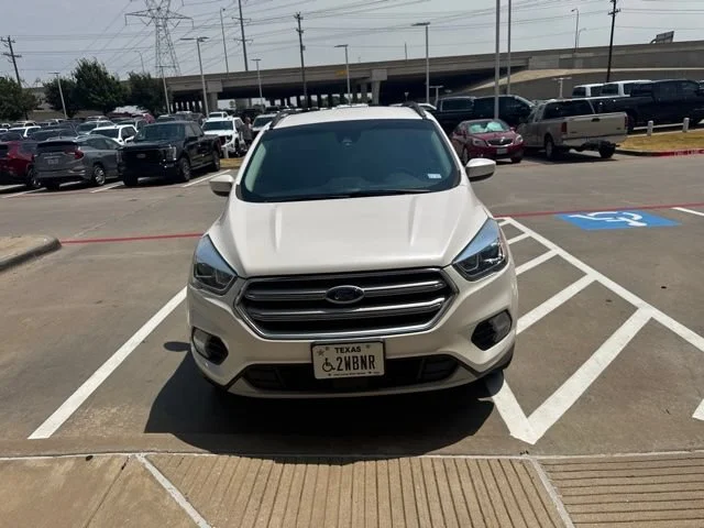 Used 2019 White Ford SEL image 3