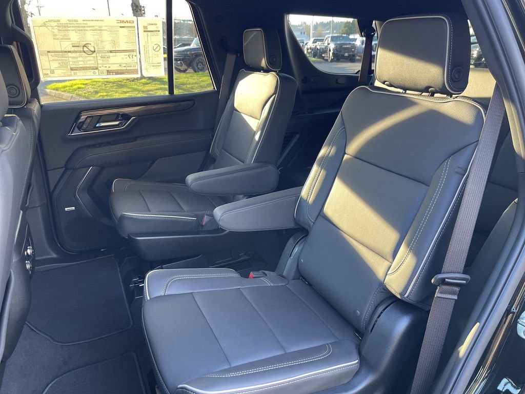 New 2026 Onyx Black GMC Elevation image 25