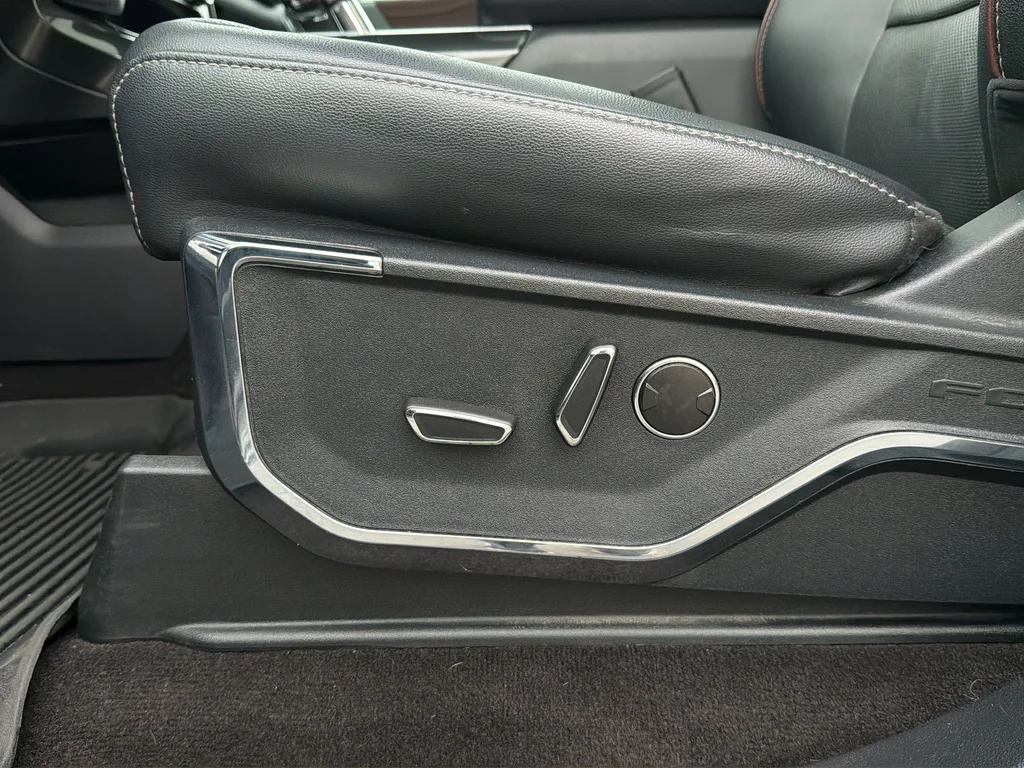 Used 2021 Silver Ford Lariat image 31