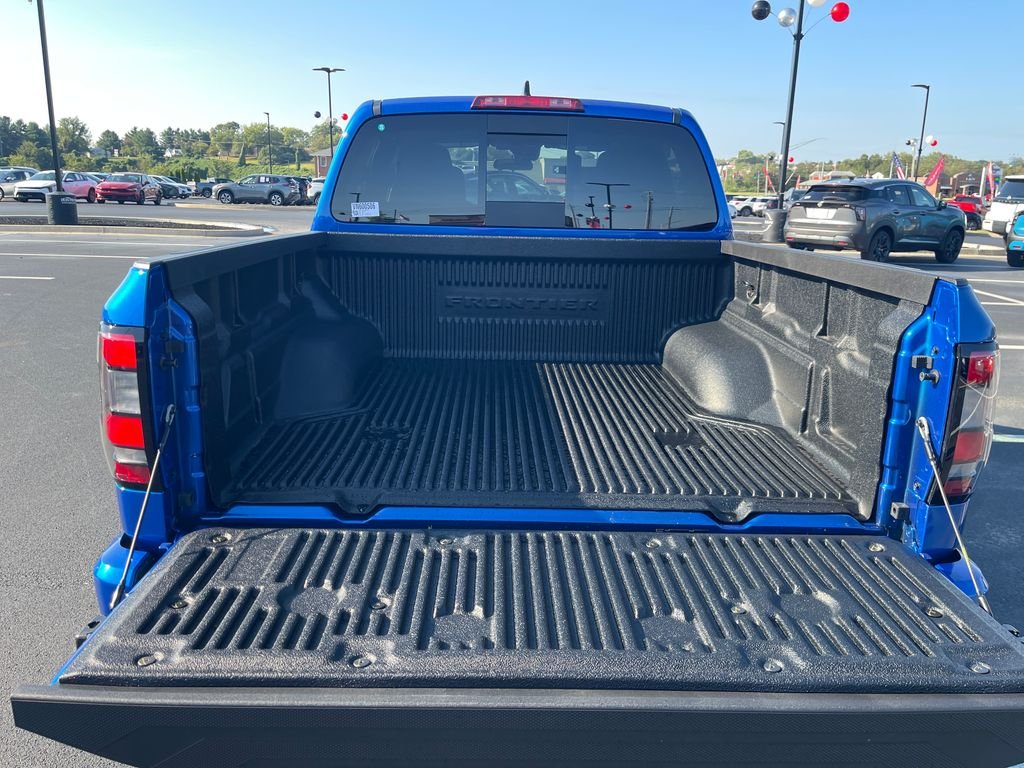 New 2027 Blue Nissan PRO-4X image 10