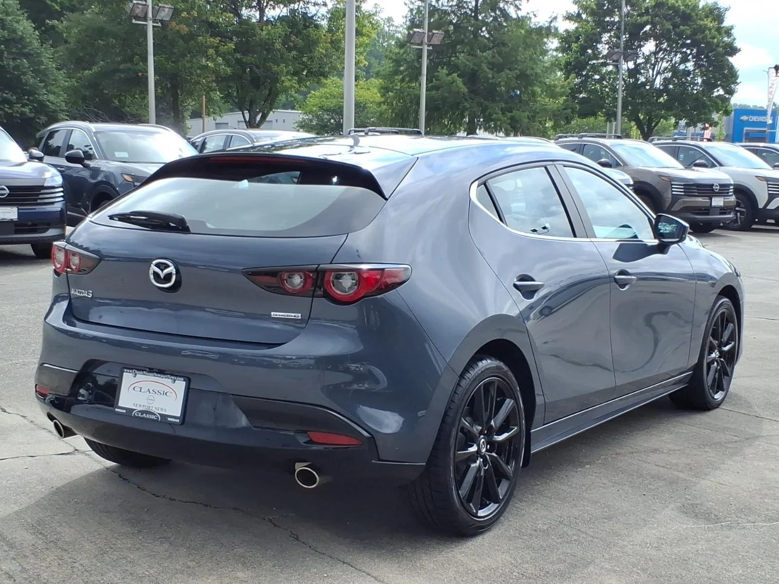 Used 2022 Polymetal Gray Metallic Mazda Carbon Edition image 7