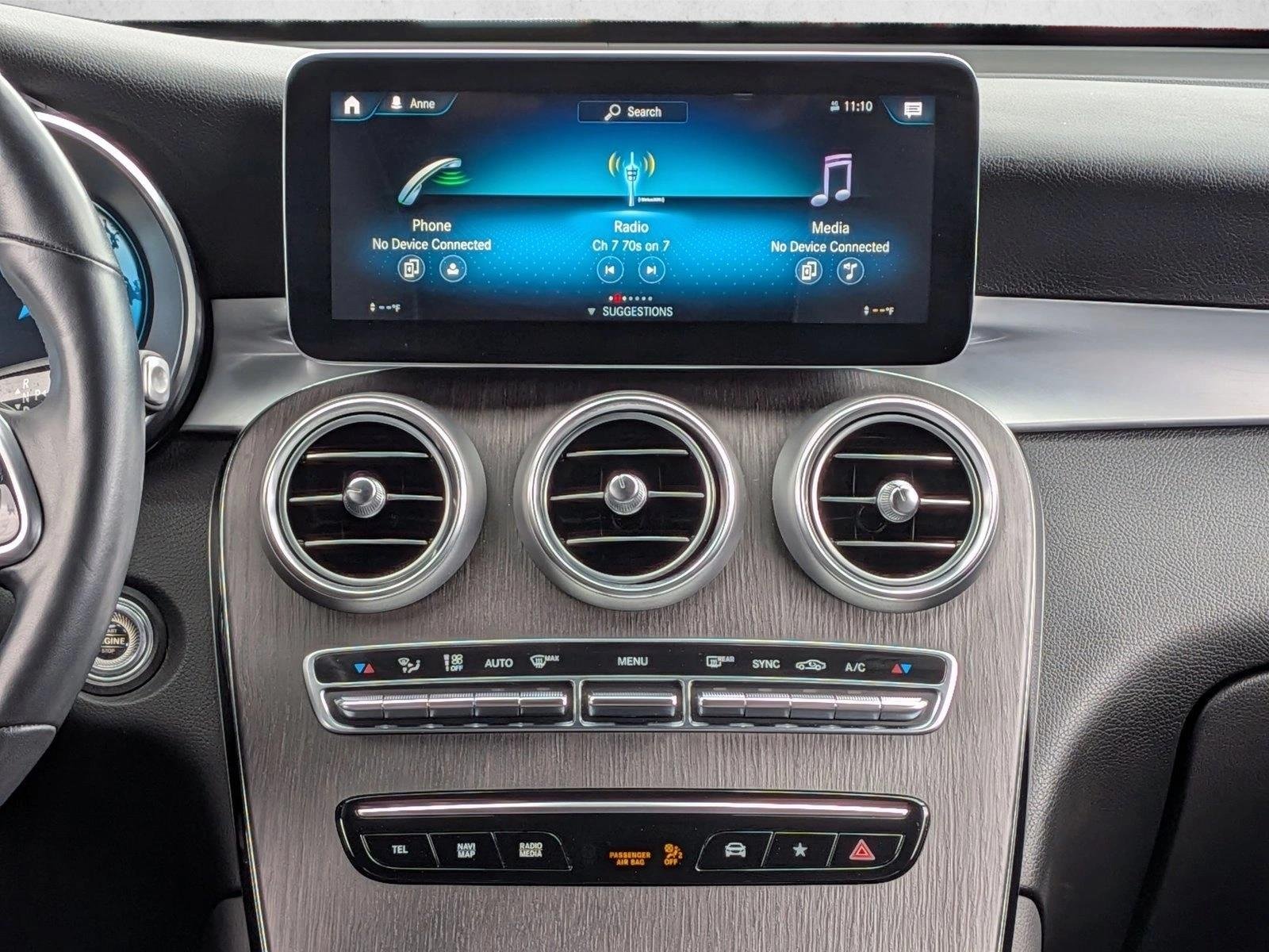 Used 2022 Obsidian Black Metallic Mercedes-Benz GLC 300 image 13