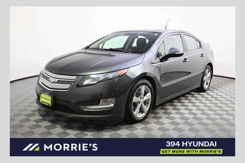 Used 2013 Cyber Gray Metallic Chevrolet Base image 1