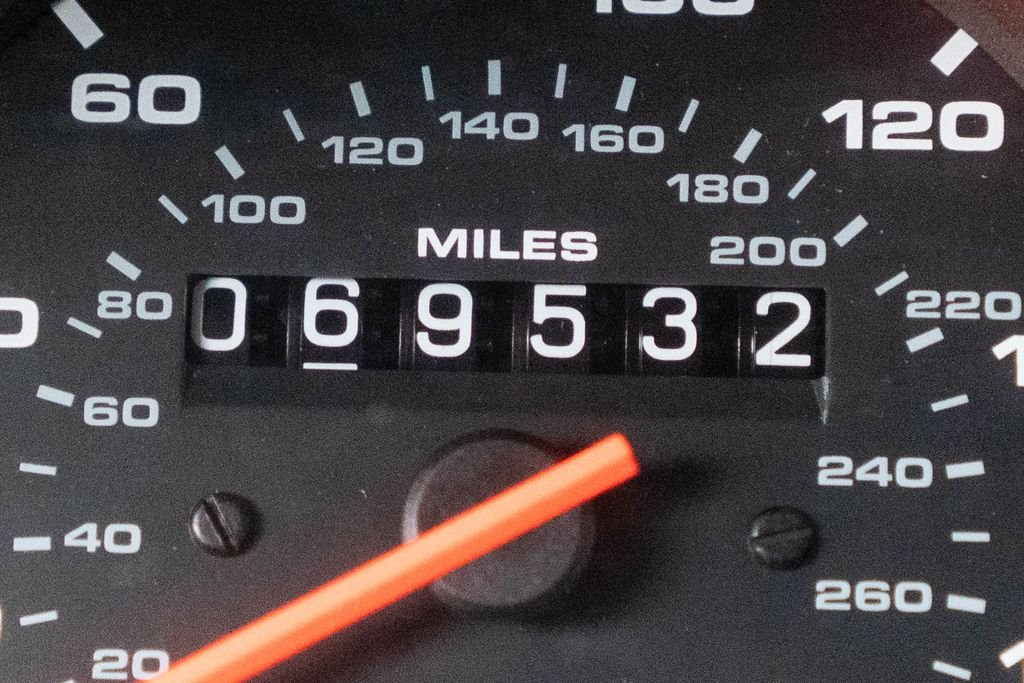 Used 1994 Black Porsche Base image 31