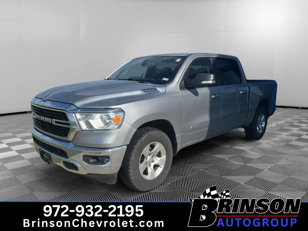 2019 RAM 1500 Big Horn/Lone Star 4x4 Crew Cab 5'7's photo