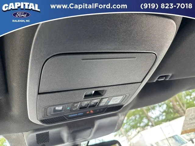 Used 2023 Silver Ford XLT image 33