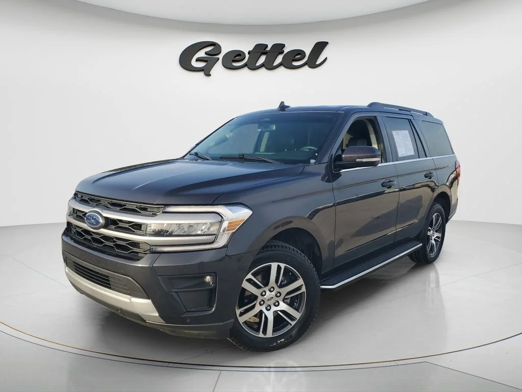 Used 2022 Gray Ford XLT image 1