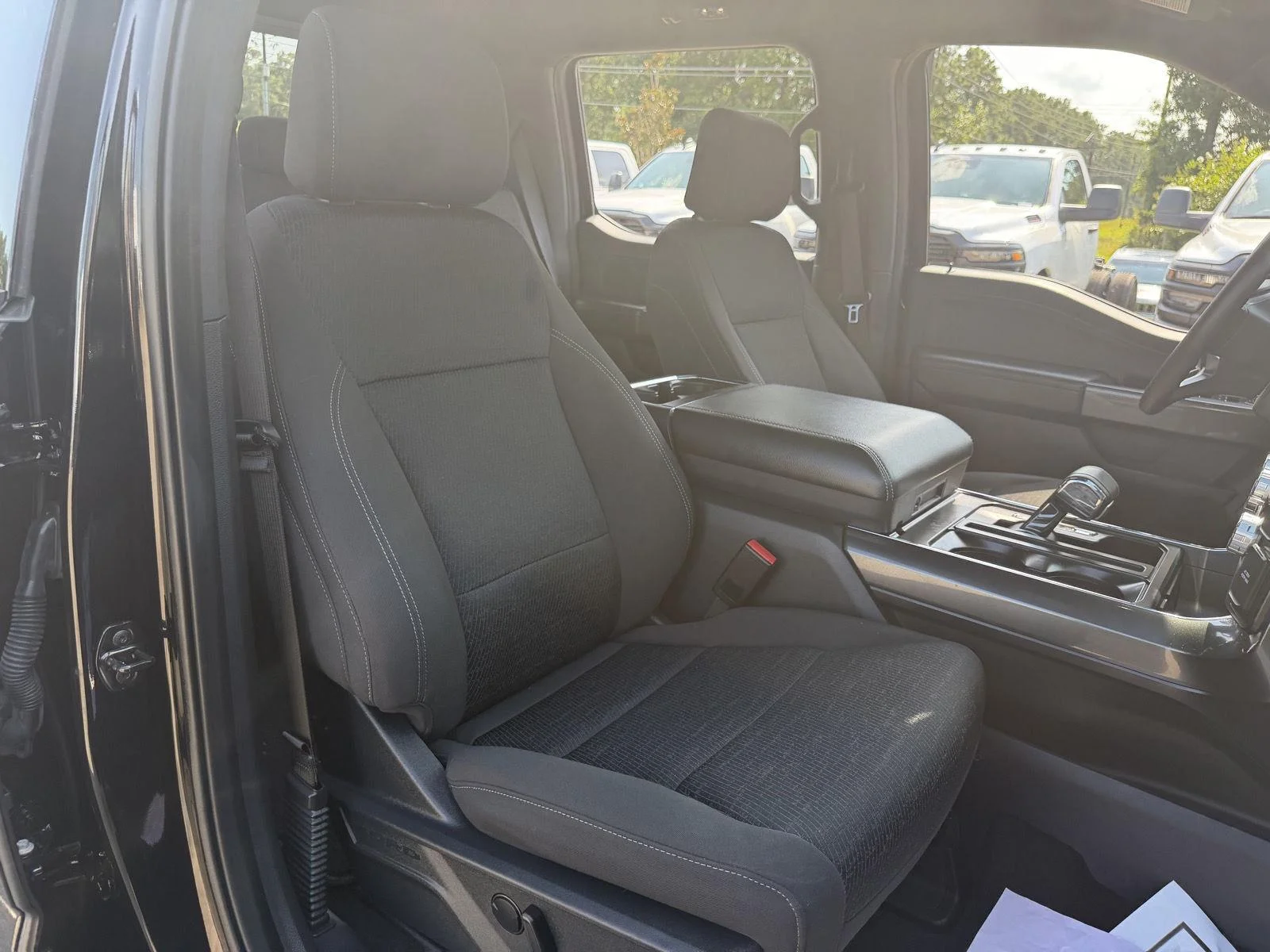 Used 2023 Agate Black Ford XLT image 19