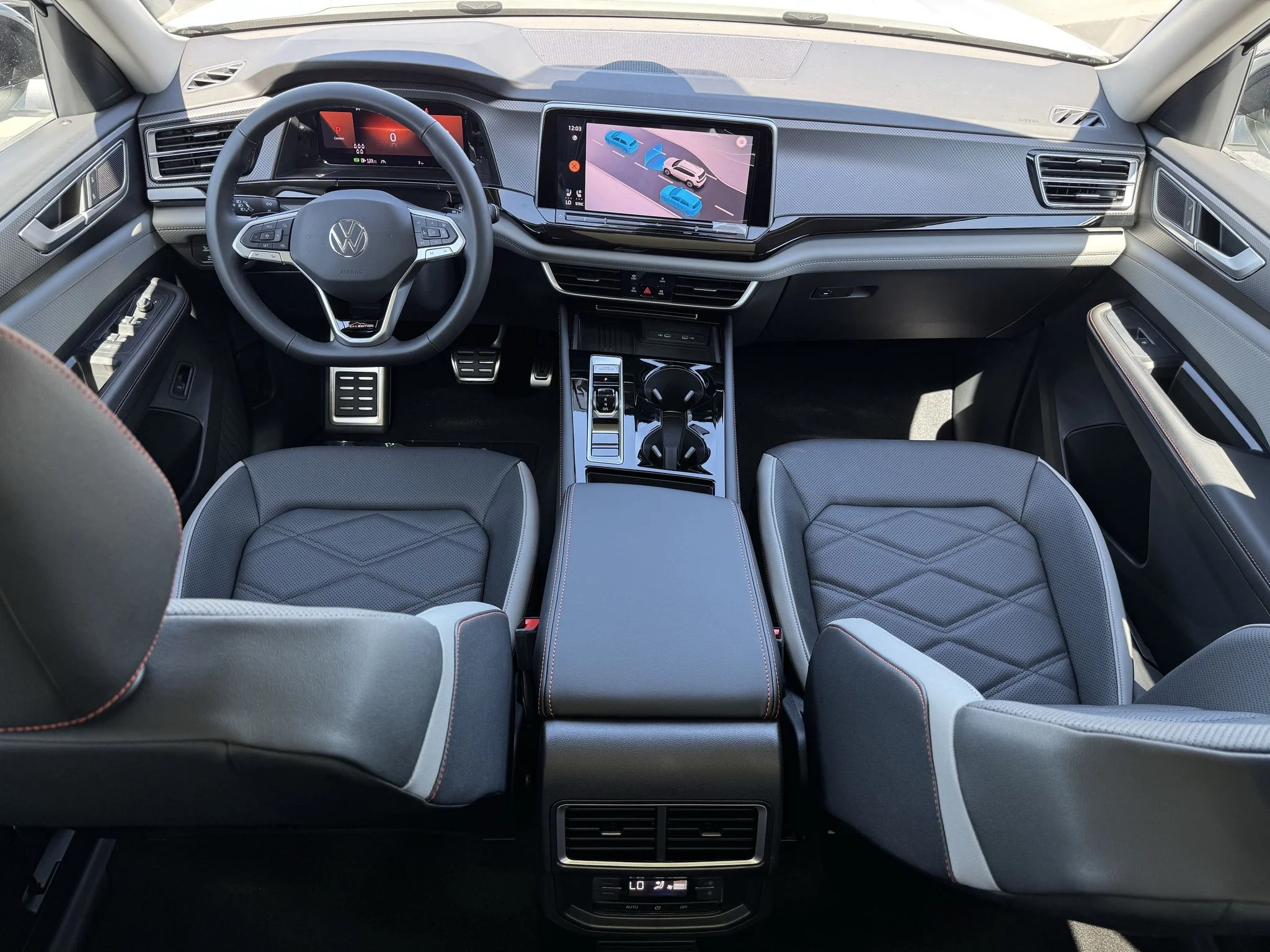 New 2026 Opal White Pearl Volkswagen 2.0T Peak Edition image 29